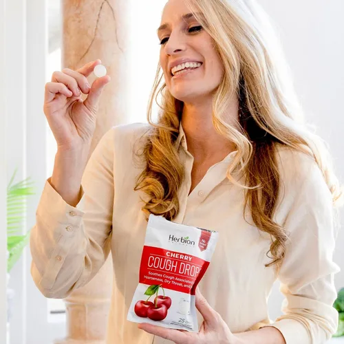 Vista 6 de Herbion Naturals Gotas para la tos con sabor a cereza natural, suplemento dietético, alivia la tos, para adultos y niños mayores de 6 años, 18