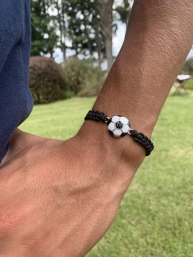 Vista 4 de Pulsera de fútbol ajustable unisex con diseño de paracaídas blanco y negro, joyería de fútbol, regalos de jugador y equipo, y accesorios