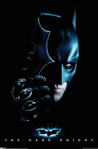 Vista 12 de Trends International DC Comics Movie - Póster de pared de Batman con Batarang, 14.725 x 22.375 pulgadas, versión enmarcada de madera de granero