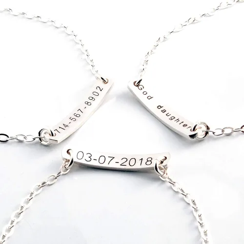 Vista 13 de Regalo personalizado Baby Name Bar opciones de joyería