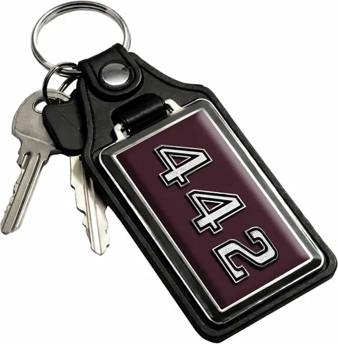 Vista 42 de Brotherhood Car Key Chain for Cutlass - Classic Models Keychain for Men and Women Gift Key Ring