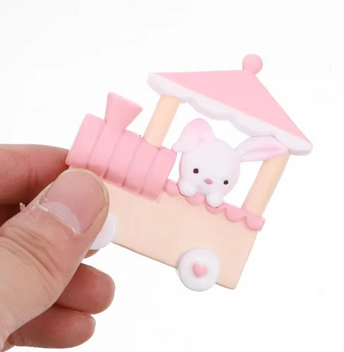 Vista 3 de PRETYZOOM 3 piezas de mini adornos de conejo para tartas de 2.2 x 2.2 pulgadas, adornos de muñeca de conejito en miniatura, decoraciones de pastel