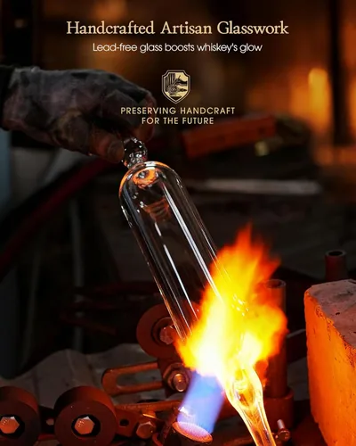 Vista 7 de Kollea Regalos para Hombres Papá, Juegos de Decantadores de Whisky, Juego de Decantador de Pistola con 4 Vasos de Bala y Telescopio de Mira, Regalo