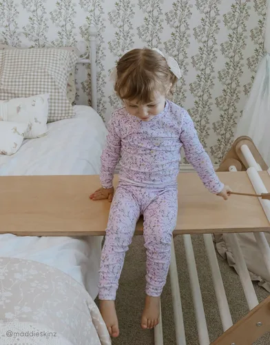 Vista 2 de moimoln Pijama de algodón suave para bebés y niñas y niños, con estampado de flores modales, manga larga, ajuste ceñido, 19.7 ft-5T