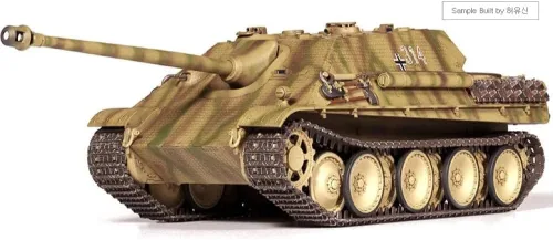 Vista 2 de Academy 13539 1/35 Destructor de tanques pesados alemán Jagdpanter G1 Modelo de plástico