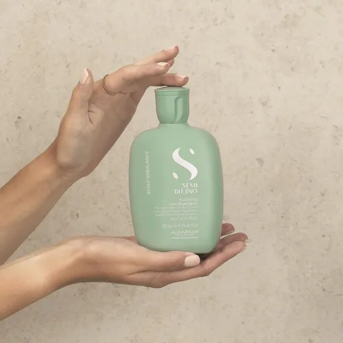 Vista 4 de Alfaparf Milano Semi Di Lino Scalp Rebalance Shampoo para cuero cabelludo seco - Champú sin sulfato - Para exceso de grasa y escamas - Calidad