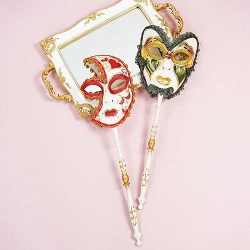 Vista 8 de YU FENG Paquete de 2 máscaras de cosplay para parejas, carnaval musical veneciano, Mardi Gras, máscara de mascarada en un palo para fiesta