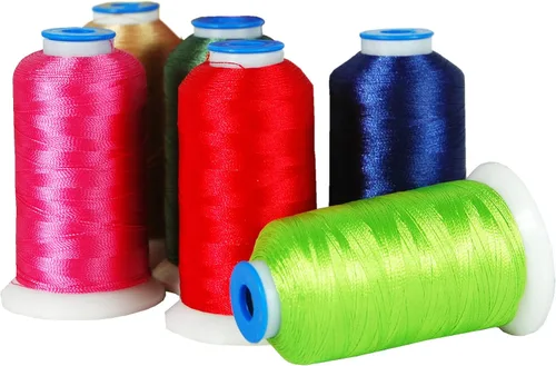 Vista 7 de Carretes de hilo de poliéster, 1000 m – 160 colores – Peso del hilo: 40 40wt trilobal polyester embroidery thread with bright sheen. Works with