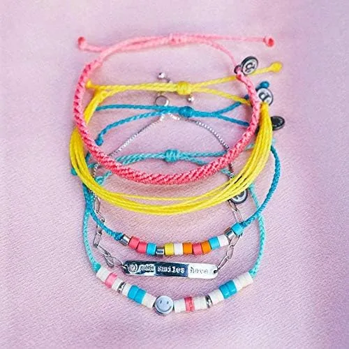 Vista 7 de Pura Vida Charli D'Amelio - Paquete de 5 pulseras ajustables, diseños surtidos, Poliéster, no conocido