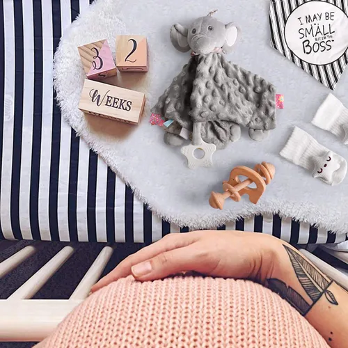 Vista 8 de iAOVUEBY Regalos de baby shower, regalos de bebé, juego de regalo de Navidad para recién nacidos, manta de bebé esencial de elefante, sonajero