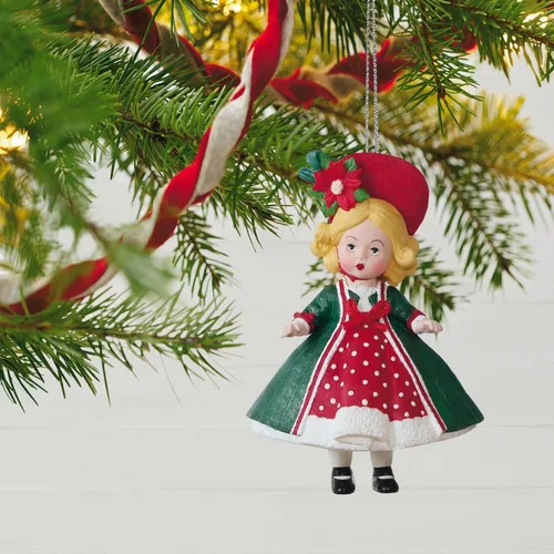 Vista 2 de Hallmark 1595QX9312 Madame Alexander #22 - Adornos navideños de recuerdo victoriano de Yuletide