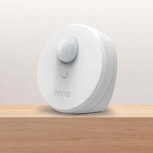 Vista 5 de Interruptor inteligente iHome iSP8 Wi-Fi, utiliza la voz para controlar los dispositivos conectados con Amazon Alexa, iSB01