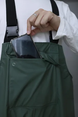 Vista 2 de RainRider Pantalones de lluvia con peto de trabajo para hombres y mujeres, pantalones resistentes al agua, pantalones de trabajo, overol de pesca