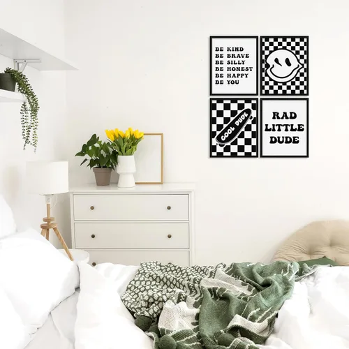 Vista 4 de Eersida 9 carteles retro a cuadros con diseño de relámpago de la paz, larga vida de la infancia, Rad Little Dude para niños, regalos para habitación