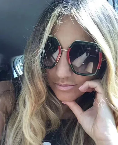 Vista 4 de IKANOO - Lentes de sol cuadrados y amplios para mujer, estilo de marca inspirado en hexágonos
