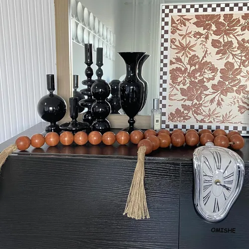 Vista 170 de OMISHE Guirnalda de cuentas de madera extra grande con cuentas de madera y borlas de 1.6 pulgadas de diámetro, cuentas decorativas rústicas de 41