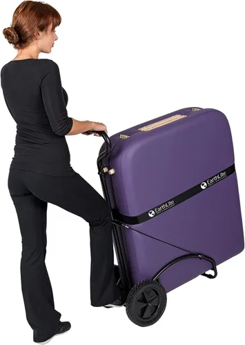Vista 5 de EARTHLITE Carrito para Mesa de Masaje Traveler - Plataforma Resistente con Ruedas de Goma Grandes y Mango Telescópico / Se Adapta a la Mayoría