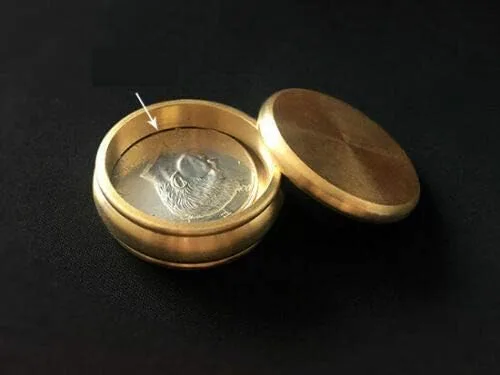 Vista 3 de Buddha Slot Box (Half Dollar,Brass) Coin Magic Trick Gimmick Close up Magic Prop Magia Appearing Vanishing Magie Illusions Fun