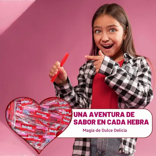 Vista 4 de Twizzlers Pull 'n' Peel - Paquete a granel de cereza, 1 libra (aproximadamente 35 piezas) - Divertido y delicioso caramelo de regaliz con sabor a