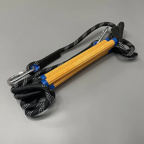 Vista 4 de Escalera de cuerda para barco, cuerda de escalada resistente de 450 libras de resistencia, línea de poliéster reforzada de 0.55 pulgadas, diseño