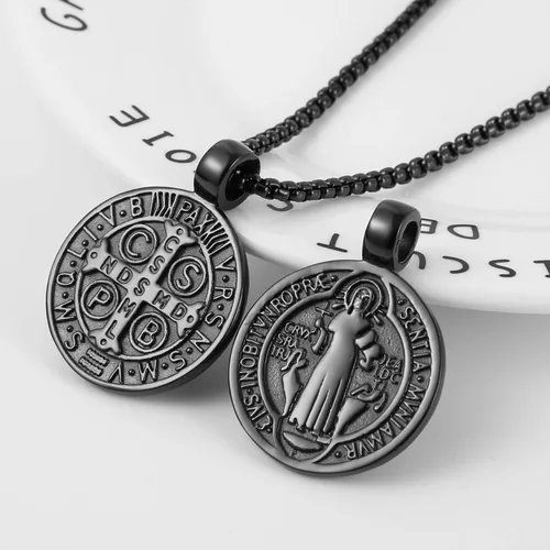 Vista 5 de Collar con colgante de exorcismo de San Benito para hombre, acero inoxidable, cruz católica, protección de demonios, cazador de fantasmas (CSPB)