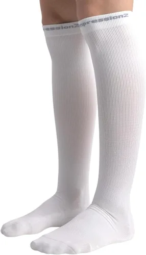Vista 10 de CompressionZ 30-40 mmHg Knee High Compression Socks, Men & Women Argyle Negro: Paquete de 2