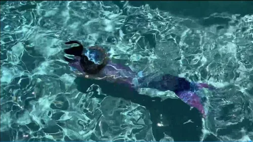 Vista 6 de DNFUN Colas de sirena para nadar para niñas, traje de baño de sirena con monoaleta