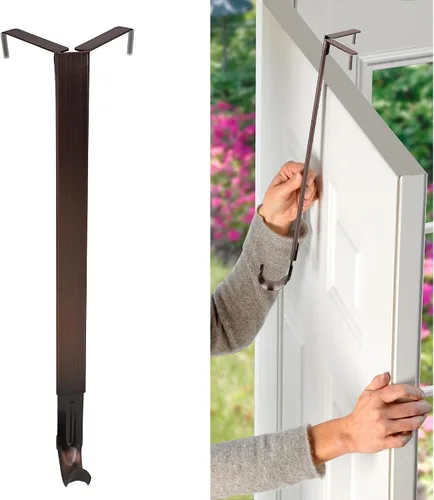 Vista 14 de Haute Decor Adapt - Colgador de corona ajustable, con ajuste de parte superior y longitud - Latón antiguo - Soporte para corona sobre la puerta que