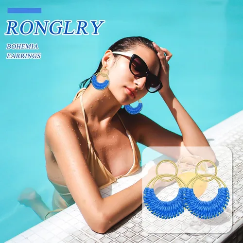 Vista 4 de Ronglry Aretes bohemios de ratán de rafia para mujeres y niñas, ligeros, hechos a mano, de mimbre trenzado, grandes, divertidos, modernos, regalos