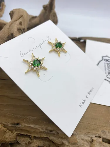 Vista 3 de Concept8 colored glass 18K gold plated 925 silver post earrings made in korea