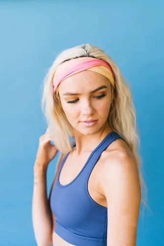 Vista 99 de Maven Thread 4" Wide Workout Headbands for Women – Non-Slip Sweatbands for Gym, Running & Yoga