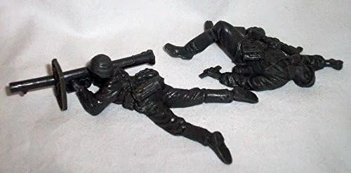 Vista 4 de Escuadrón alemán de asalto de la Segunda Guerra Mundial ofrecido y fabricado por Classic Toy Soldiers, Inc