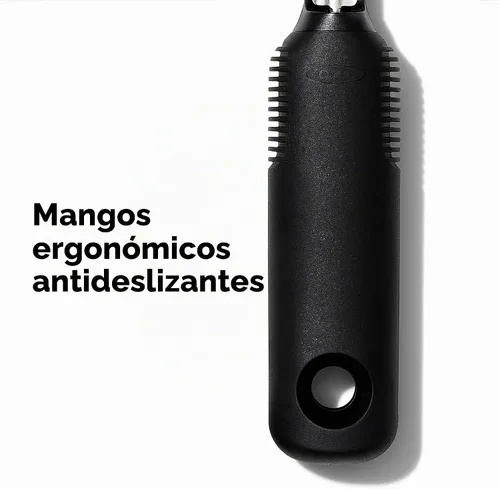 Vista 4 de OXO Good Grips Juego de pelador de verduras de 2 piezas, giratorio