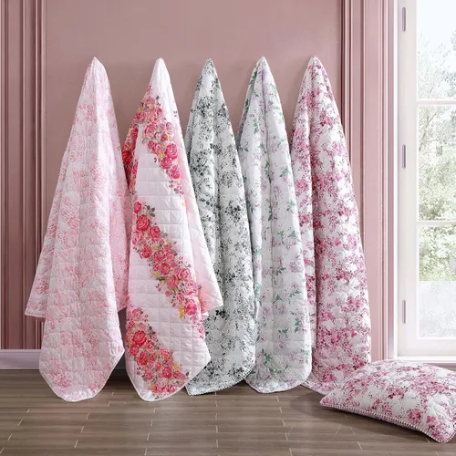 Vista 4 de Betsey Johnson - Juego de edredón Queen, ropa de cama reversible de microfibra cepillada con fundas a juego, decoración del hogar cosida