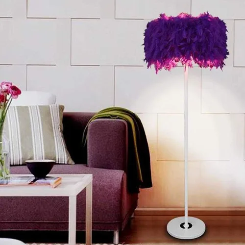 Vista 6 de LAKIQ Lámpara de pie moderna con pantalla de tambor de plumas, iluminación de piso enchufable para sala de estar, dormitorio, lectura (rojo)