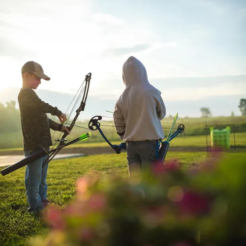 Vista 9 de Genesis Original Compound Bow & Arrow Kit - Adjustable Compound Bow for All Skill Levels Púrpura