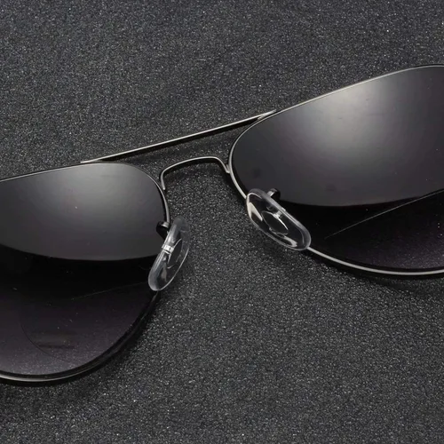 Vista 7 de LianSan Gafas de sol de lectura para exteriores, lentes bifocales de metal marrón degradado para hombres y mujeres, lentes grises con montura