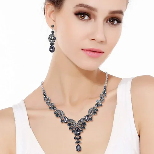 Vista 3 de EVER FAITH Conjunto de pendientes y collar de lágrima de onda floral nupcial de cristal