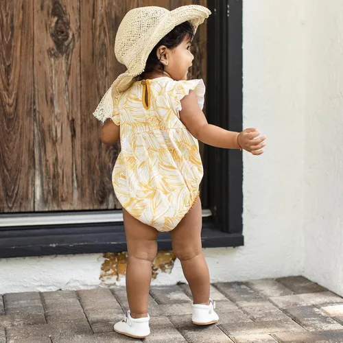 Vista 4 de Burt's Bees Baby Mameluco para bebé, 100% algodón orgánico, traje corto de una pieza para niñas recién nacidas a 24 meses