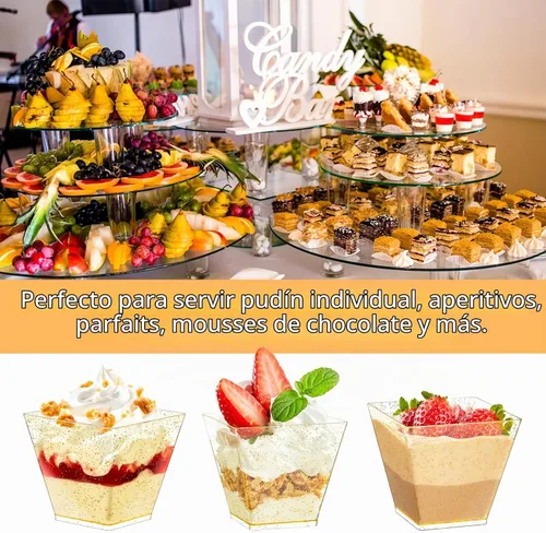 Vista 6 de Mini tazas de postre con purpurina dorada de 3.5 onzas con cucharas, paquete de 50 tazas de postre de plástico dorado para postres pequeños