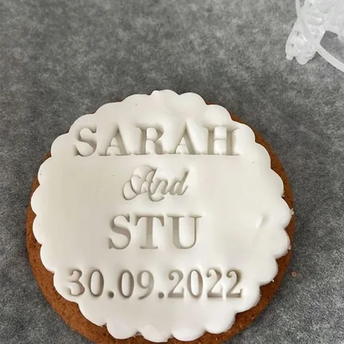Vista 5 de Sello de galletas personalizado personalizado con nombre y fecha de pareja, sello de galletas impreso en 3D para fondant, glaseado, decoración
