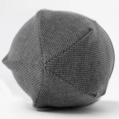 Vista 4 de SD SHADOW DOMAIN Gorro moderno y elegante de tela de punto de calidad, transpirabilidad y elasticidad