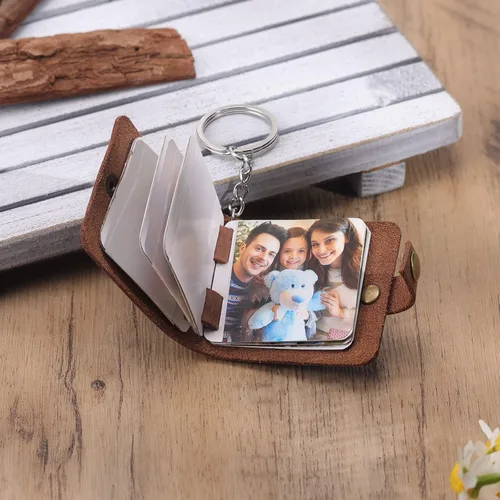 Vista 5 de Jewelstruck Llavero personalizado con 510 imágenes, llavero de fotos personalizado, mini álbum de fotos retro conmemorativo para pareja BFF
