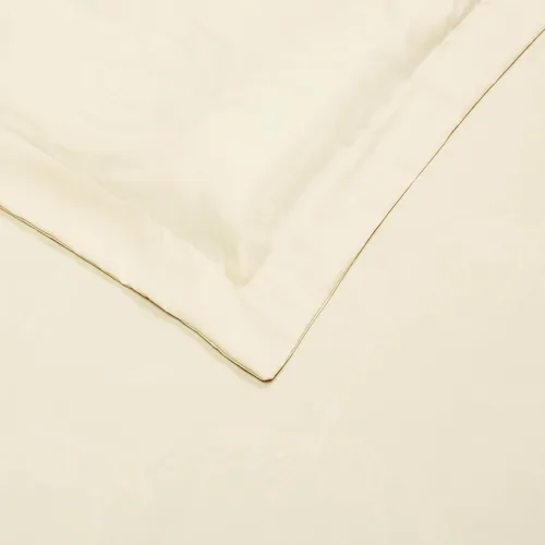 Vista 4 de Amazon Basics - Juego de funda de edredón de microfibra ligera de 2 piezas, beige, liso, tamaño individual / individual XL