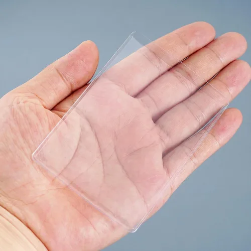 Vista 6 de Paquete de 30 fundas transparentes para tarjetero, impermeables, con apertura lateral, fundas protectoras de PVC suave para tarjetas de crédito