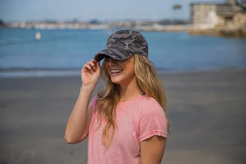 Vista 2 de Funky Junque - Gorra de béisbol ajustable sin estructura estilo polo de perfil bajo, para papá