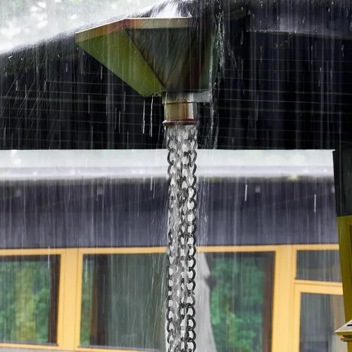 Vista 5 de Cadena de lluvia,8.2FT colector de lluvia recubierto de polvo negro,Cadenas de lluvia para canaletas