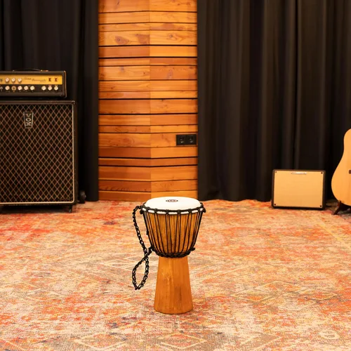 Vista 9 de Instrumento de círculo de tambor de mano Djembe, Serie Headliner de caoba tallada — NO HECHO EN CHINA — Cuerdas de tejido africano Mali