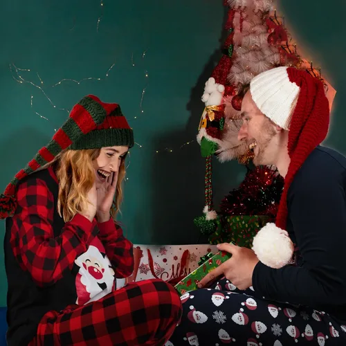 Vista 3 de ELUTONG Pijamas de Navidad para mujeres, hombres y parejas, conjunto de pijama de manga larga a juego de satén suave, ropa de dormir S-XXL