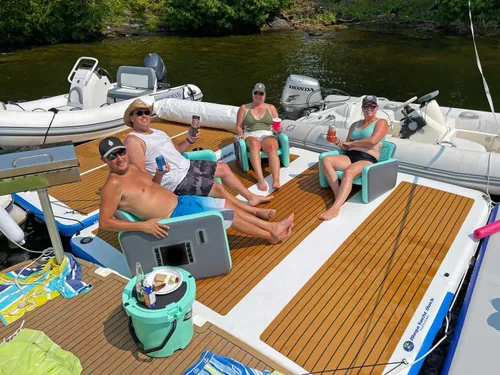 Vista 4 de Island Hopper Mega Yacht - Muelle flotante de 10 x 10 pies para barcos y frente al lago, PVC resistente a los rayos UV con espuma EVA